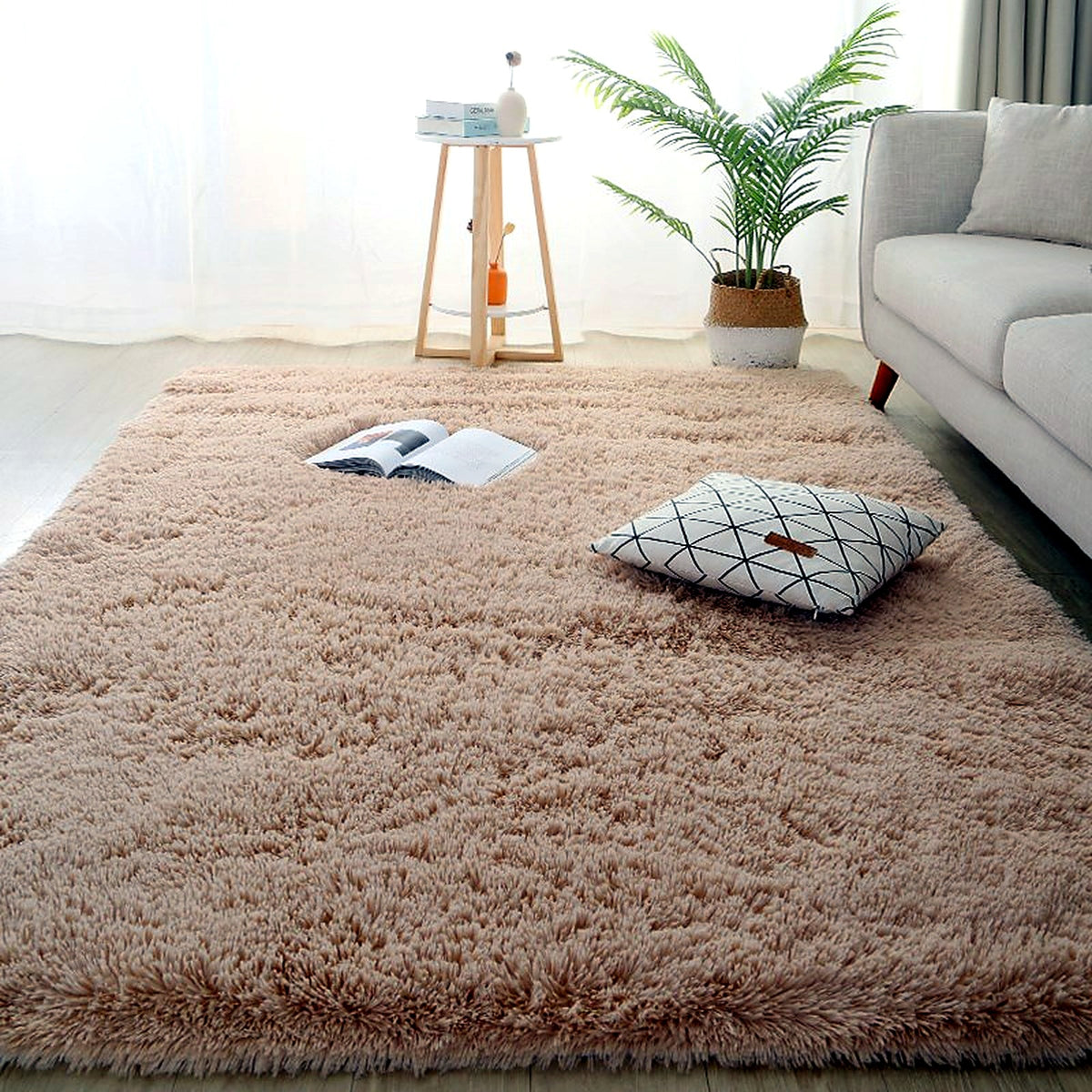 Tapis shaggy AUBRYNE coloris Camel