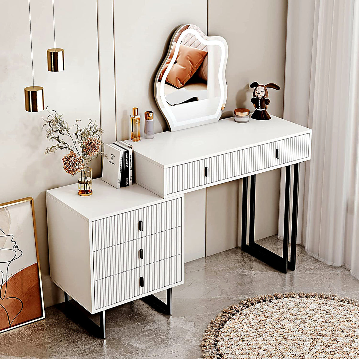 Coiffeuse AUBRYNE blanche, meuble 3 tiroirs et bureau, vue latérale