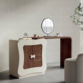Coiffeuse vintage AUBRYNE, vue d'ambiance avec commode et miroir