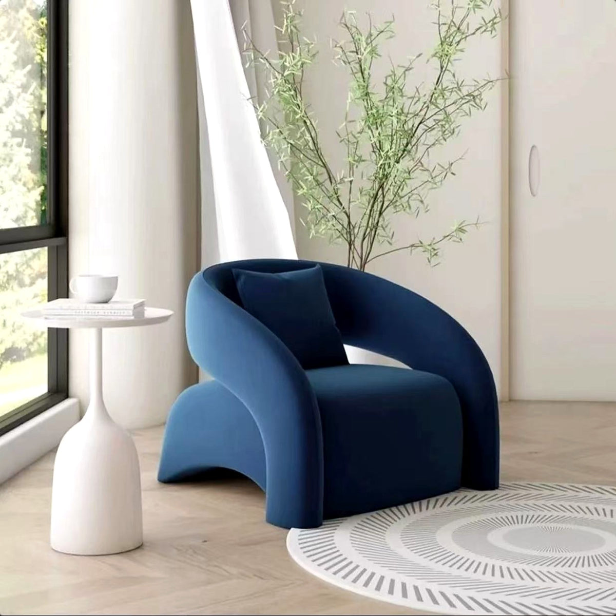Fauteuil arche sculptural bleu nuit