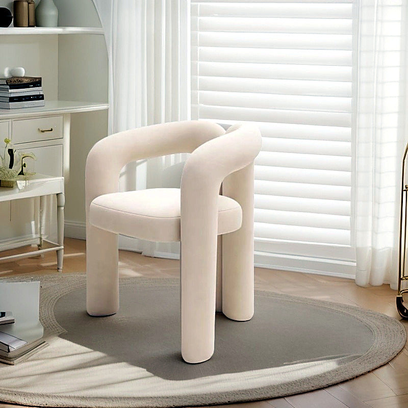 Fauteuil sculptural en bouclette