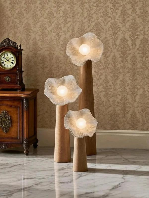 Trio de lampadaires fleur, ambiance chambre