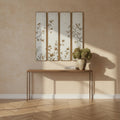 Miroir chinoiserie 4 panneaux AUBRYNE au-dessus d'une console en noyer, mur à la chaux