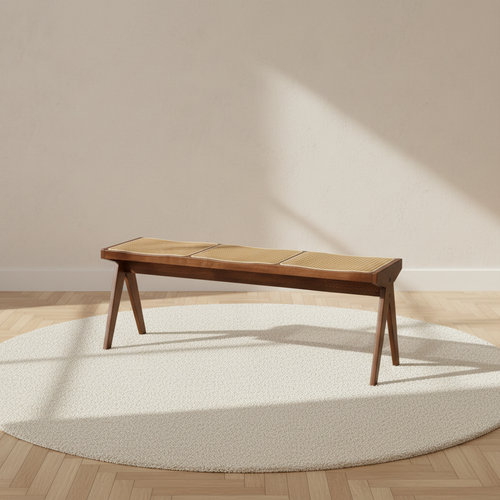 Banc bout de lit en rotin tressé et bois massif – mise en scène