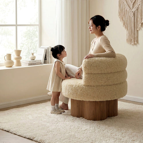 Fauteuil de coiffeuse en peluche teddy AUBRYNE dans une chambre