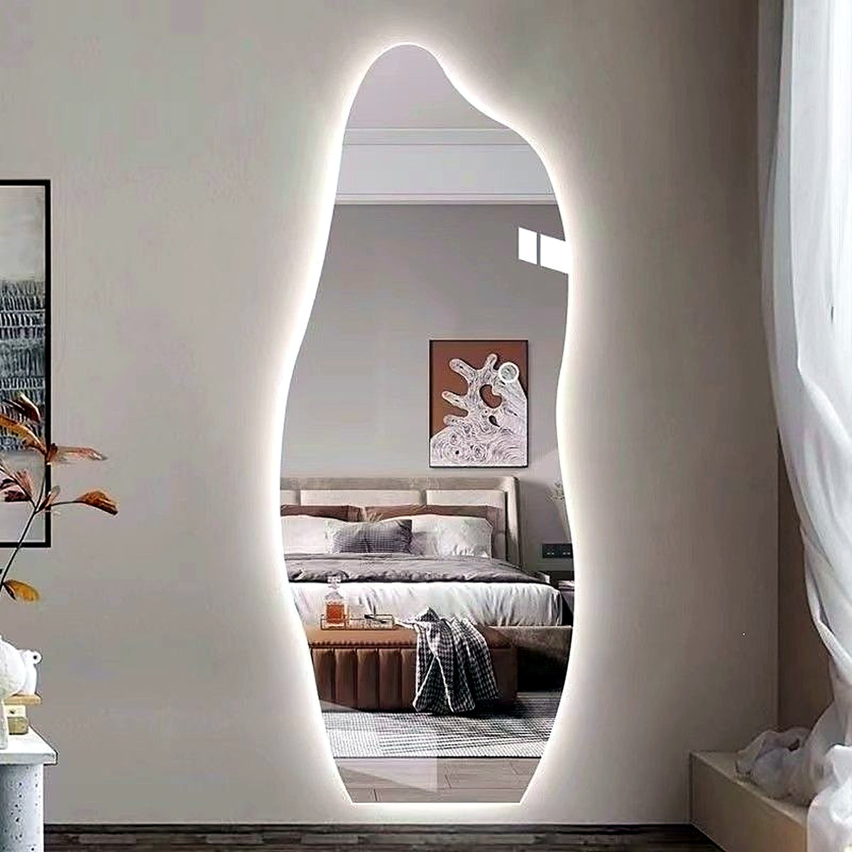 Miroir nuage lumineux LED blanche dans une chambre